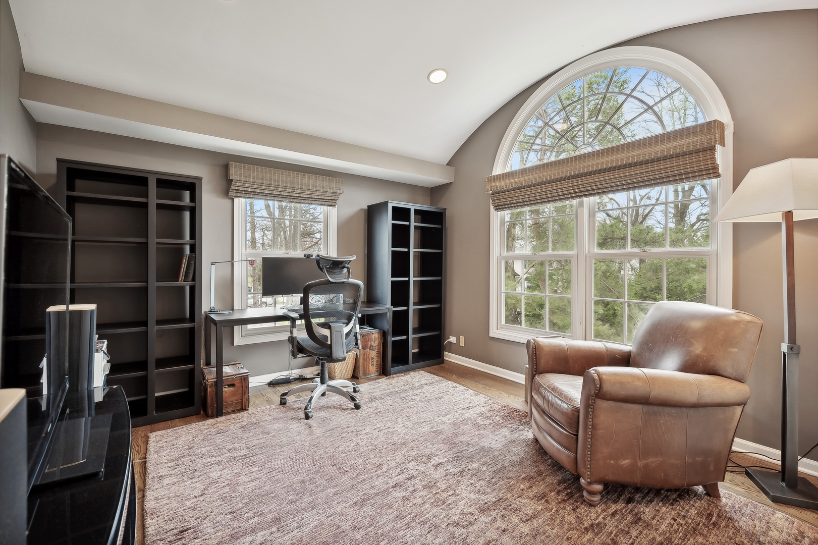 2002 Brandon Road Glenview, IL 60025 - Photo 21 of 37 a living room with furniture and a large window