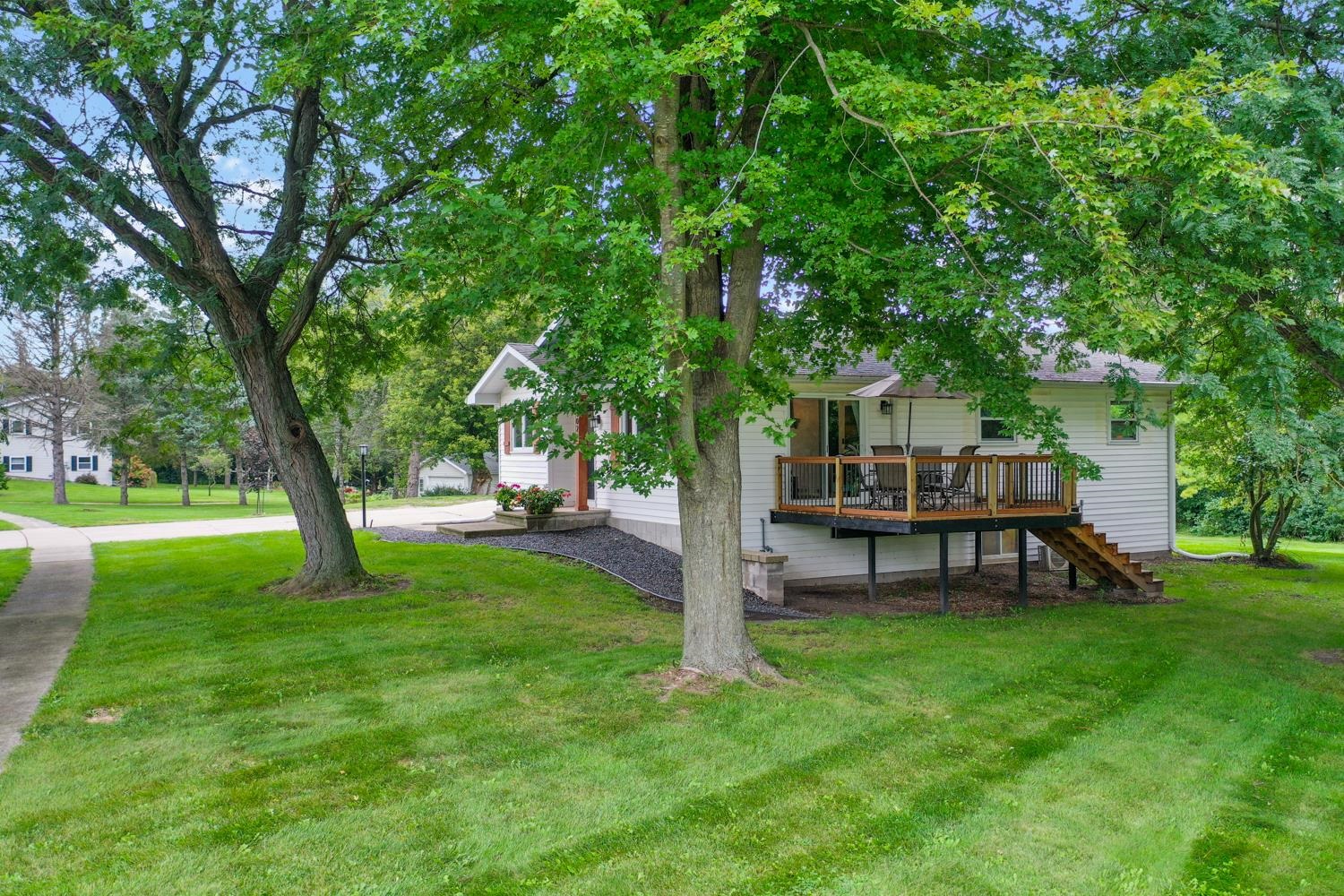 302 Hill Road Rosendale, WI 54974 - Photo 44 of 49 Gallery Image 44