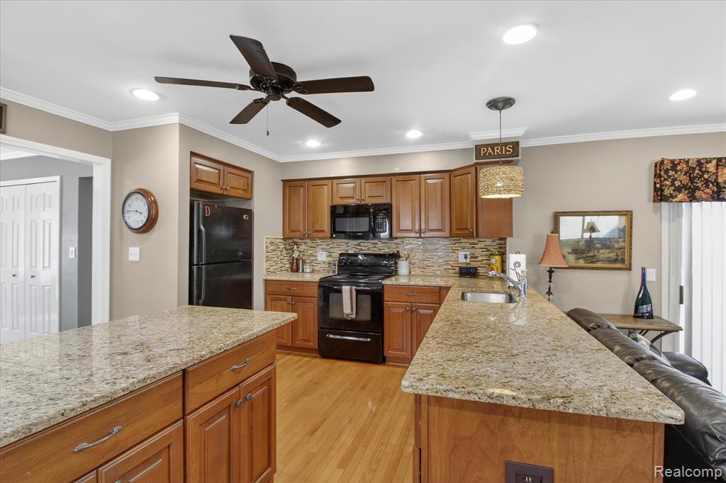15715 Exeter Court Fraser, MI 48026 - Photo 9 of 32