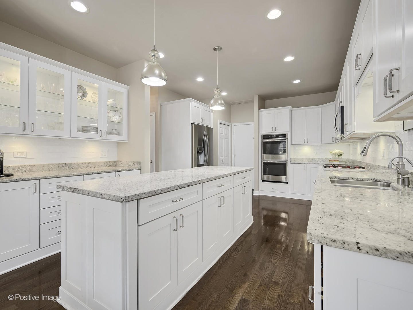 100 Waterside Place Burr Ridge, IL 60527 - Photo 2 of 19 Gallery Image 2