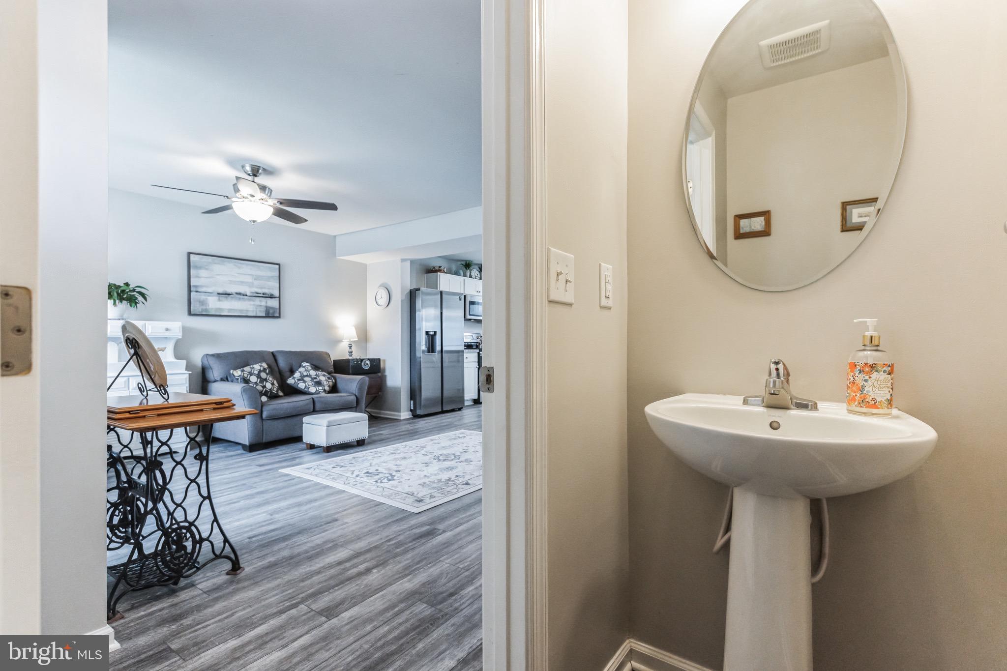 159 Wye Oak Drive Townsend, DE 19734 - Photo 3 of 15 First Floor Powder room