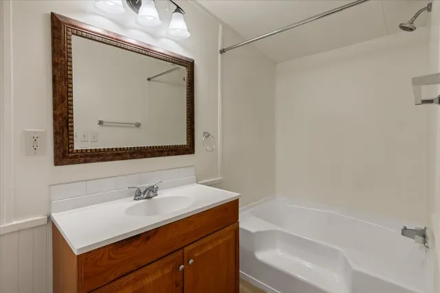 $1,700 | 1611 San Gabriel Ranch Road, Liberty Hill, TX 78642