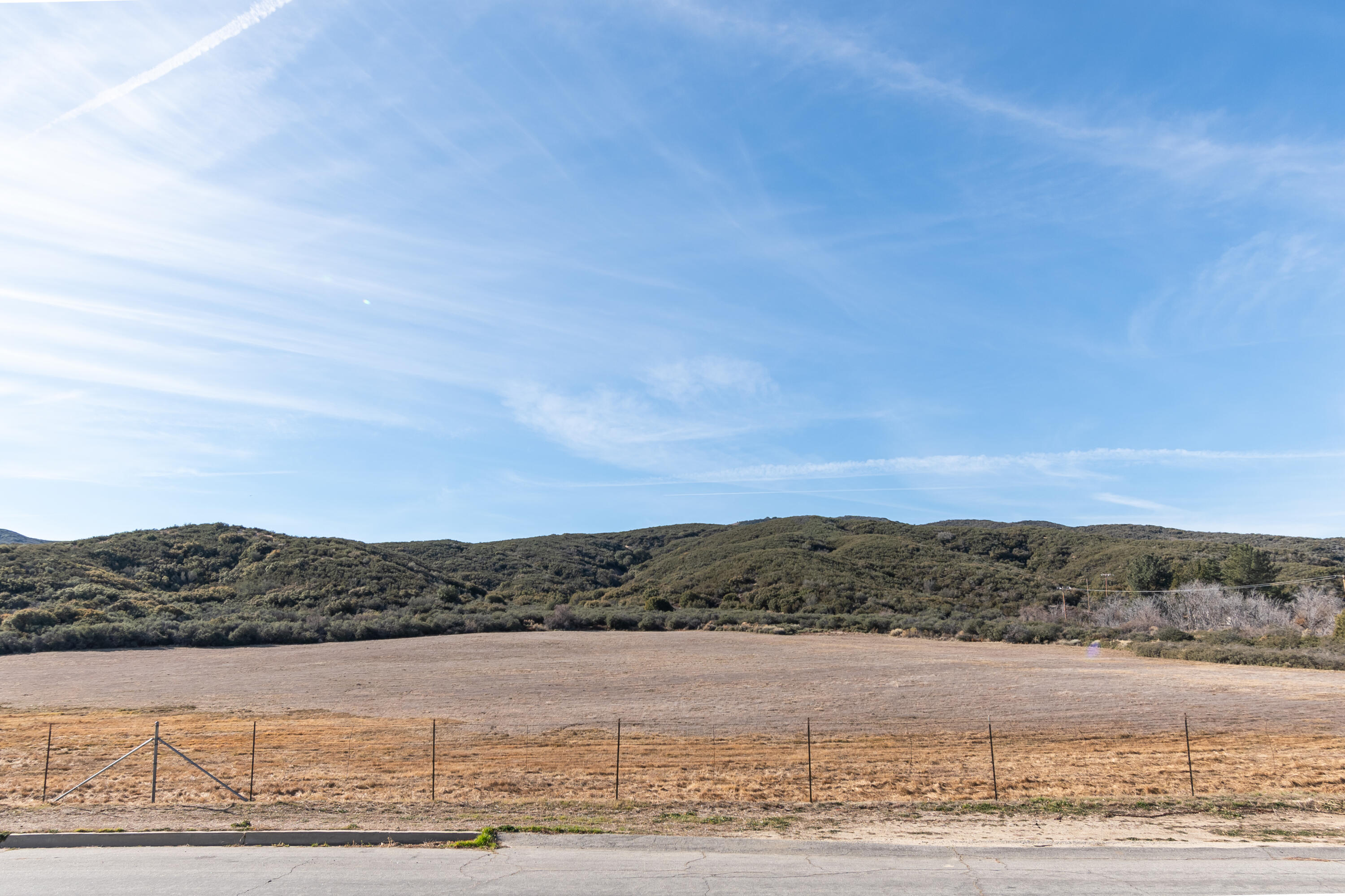 42604 Ranch Club Road Lake Hughes, CA 93532 - Photo 4 of 49 DSC_7908