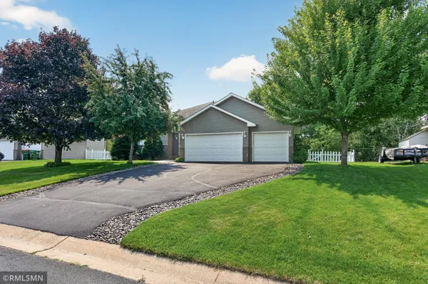 $399,900 | 6339 151st Street North, Hugo, MN 55038