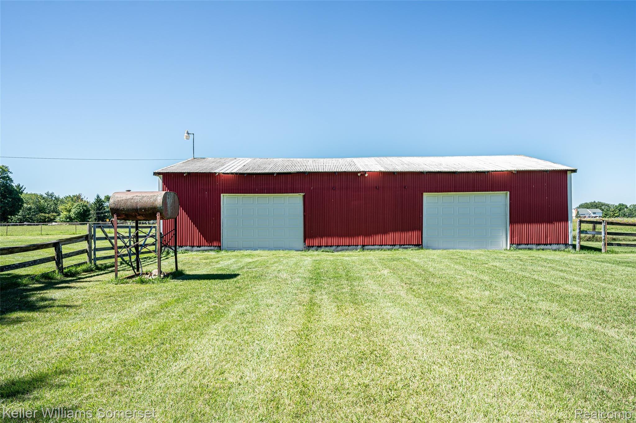 21225 Irwin Road Armada, MI 48005 - Photo 57 of 70 DSC07473.jpg