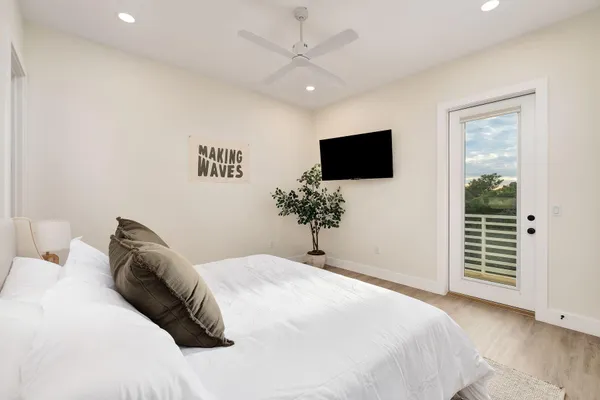 $2,850,000 | 221 Hillcrest Road, Santa Rosa Beach, FL 32459