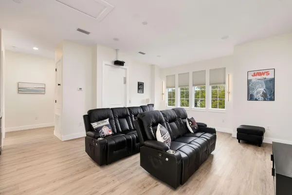 $2,850,000 | 221 Hillcrest Road, Santa Rosa Beach, FL 32459