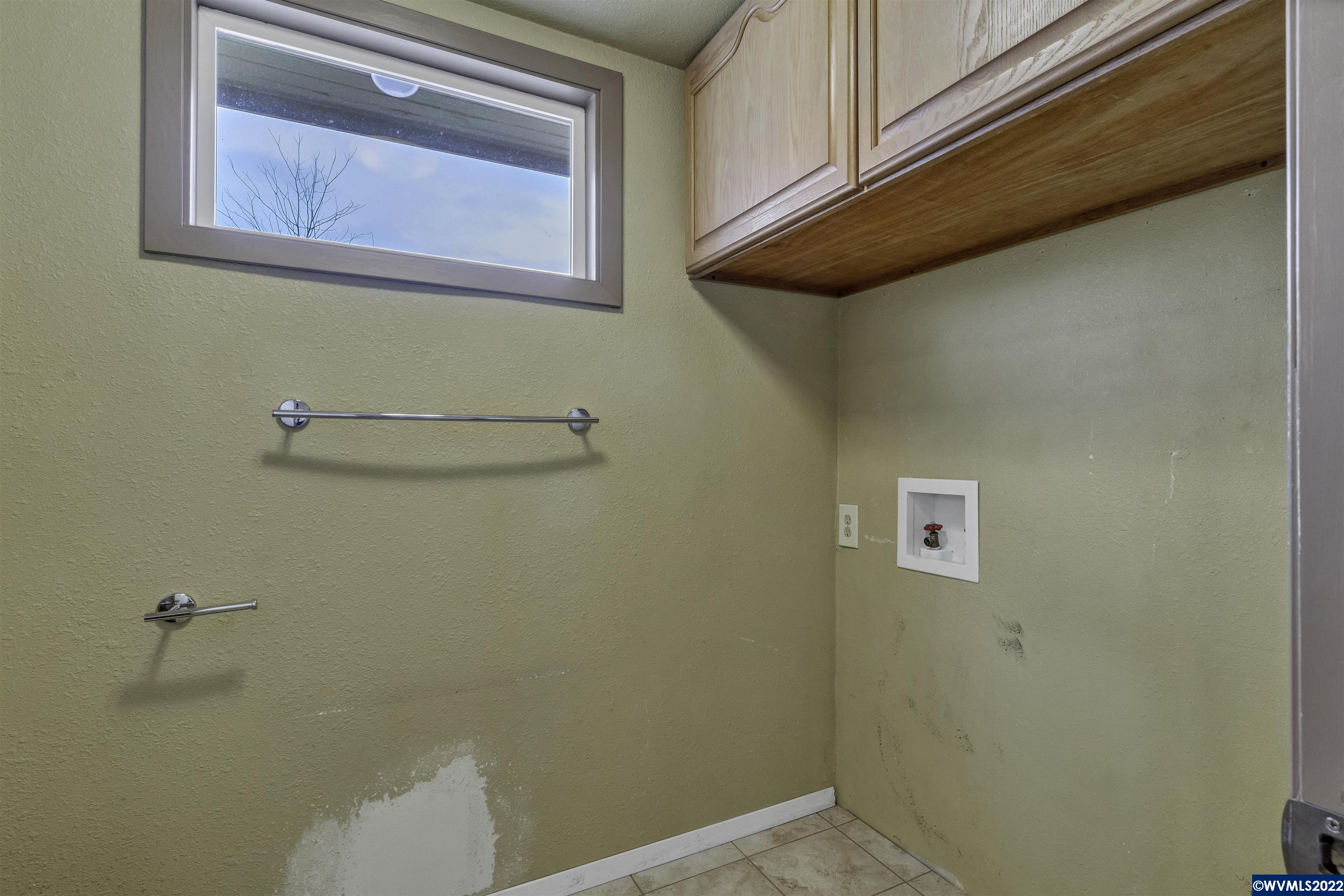 263 Southwest Ash Street Dallas, OR 97338 - Photo 21 of 36 Gallery Image 21