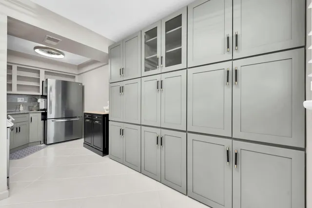 $240,000 | 2600 South Kanner Highway, Unit Y5, Stuart, FL 34994