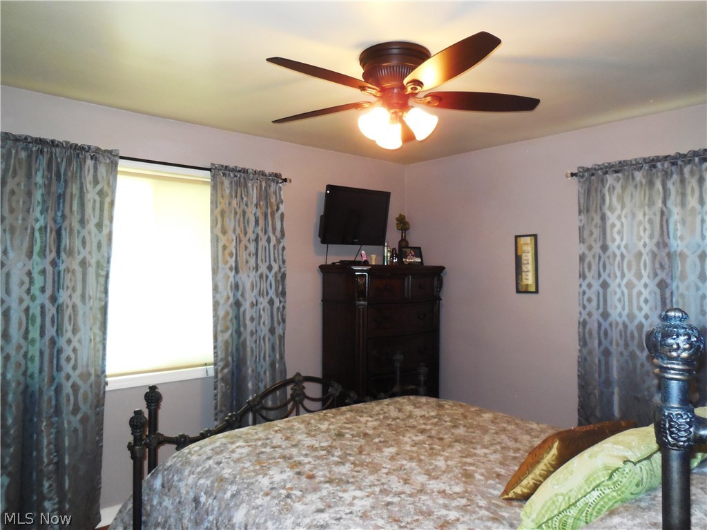 29444 White Road Wickliffe, OH 44092 - Photo 9 of 15 Mater Bedroom with hardwood floors.