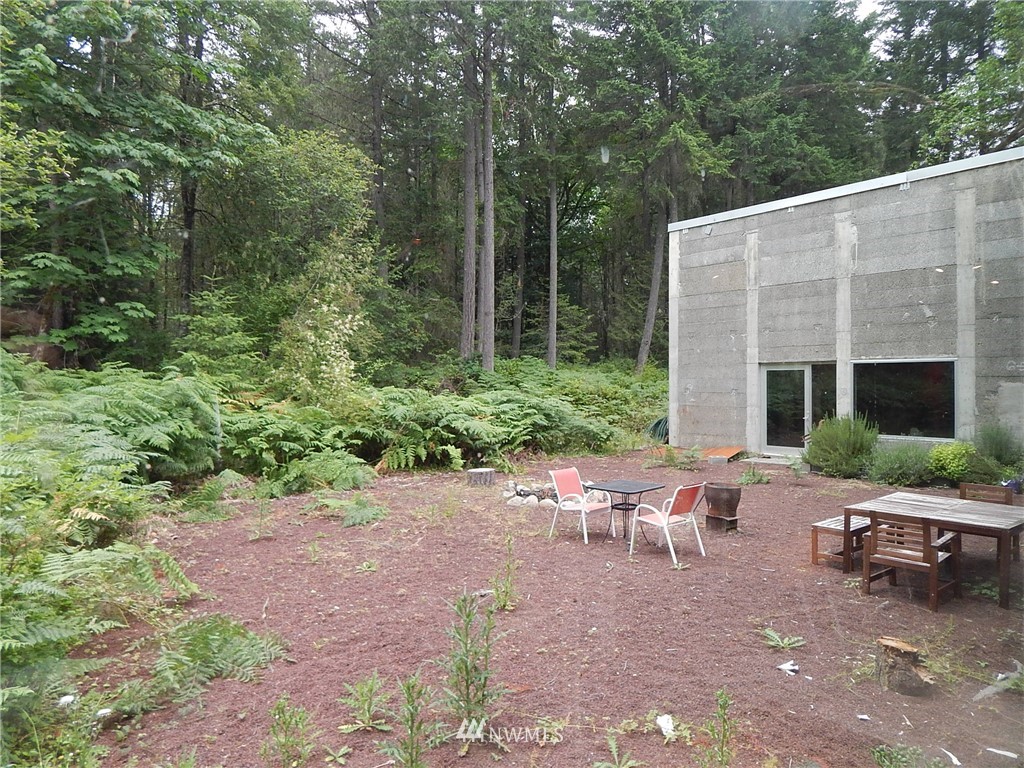 6619 Northeast Marshall Road Bainbridge Island, WA 98110 - Photo 13 of 19 Gallery Image 13