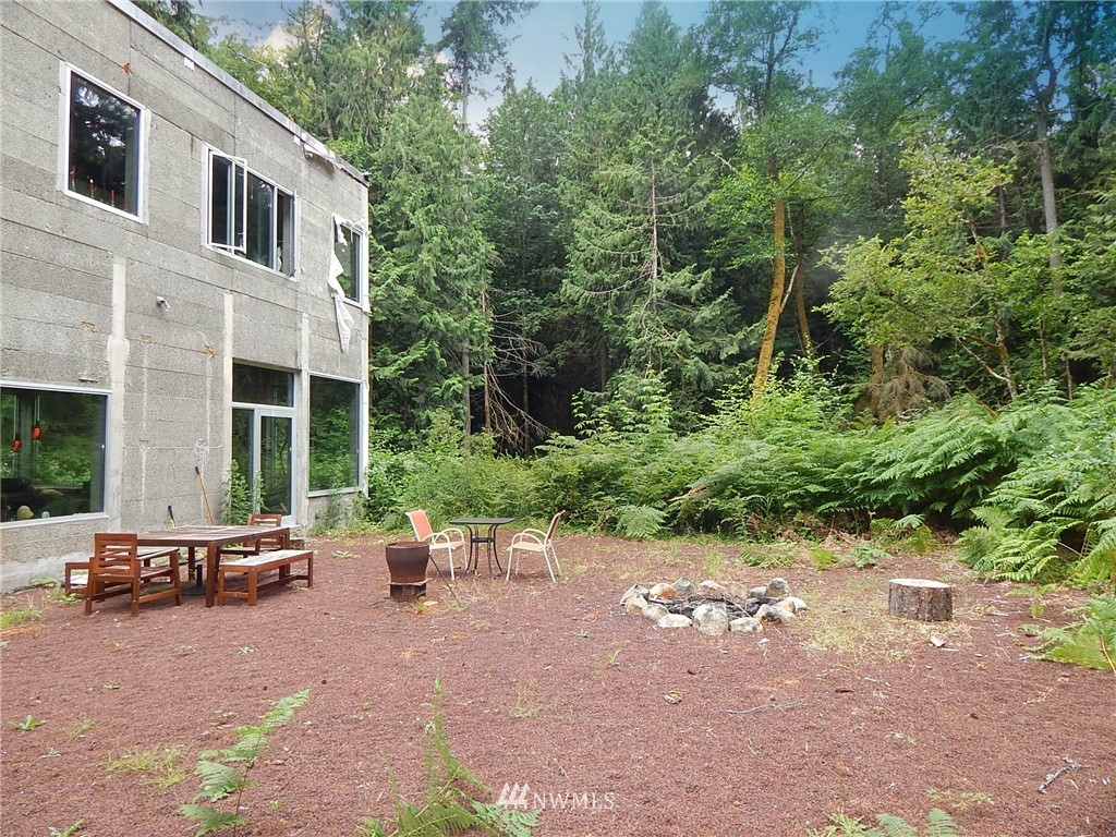 6619 Northeast Marshall Road Bainbridge Island, WA 98110 - Photo 15 of 19 Gallery Image 15