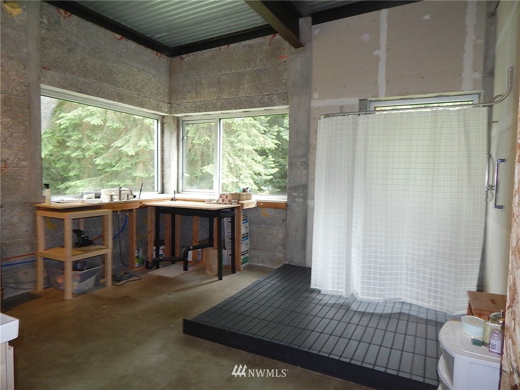 6619 Northeast Marshall Road Bainbridge Island, WA 98110 - Photo 7 of 19 Gallery Image 7
