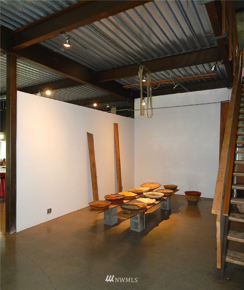 6619 Northeast Marshall Road Bainbridge Island, WA 98110 - Photo 9 of 19 Gallery Image 9