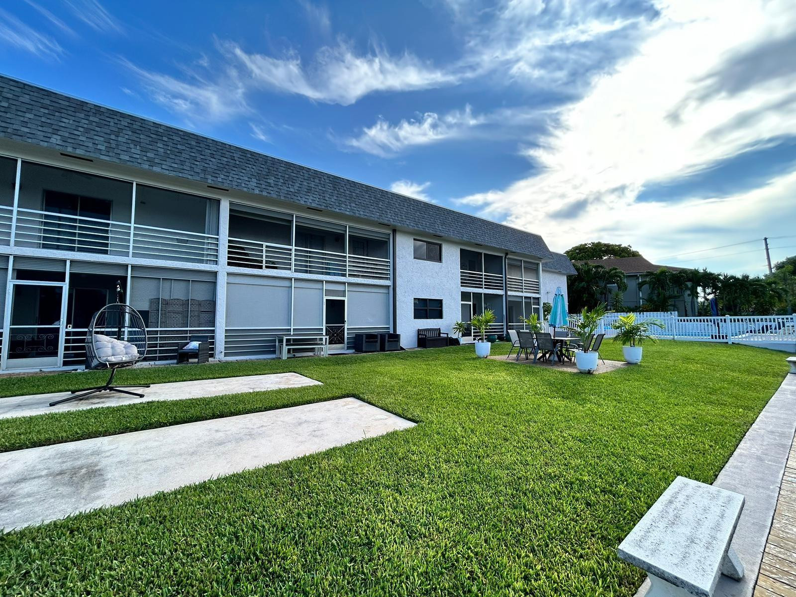 1004 Pine Drive, Unit 204 Pompano Beach, FL 33060 - Photo 25 of 28 Photo 25