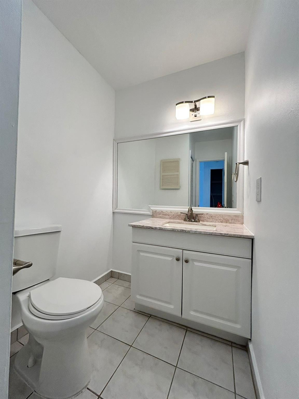 1004 Pine Drive, Unit 204 Pompano Beach, FL 33060 - Photo 9 of 28 Photo 9