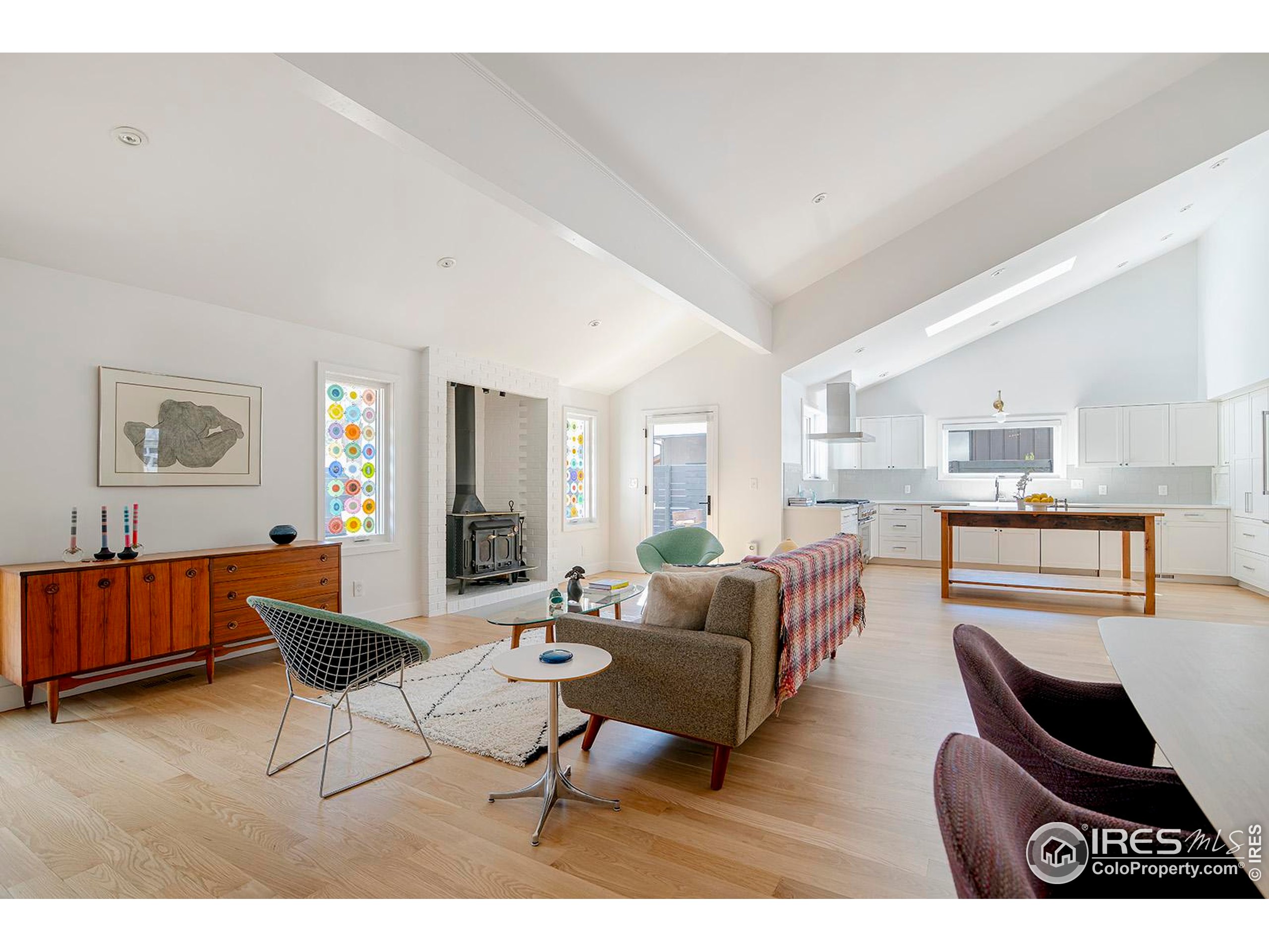 1707 Grape Avenue Boulder, CO 80304 - Photo 7 of 35 a living room with furniture and a table
