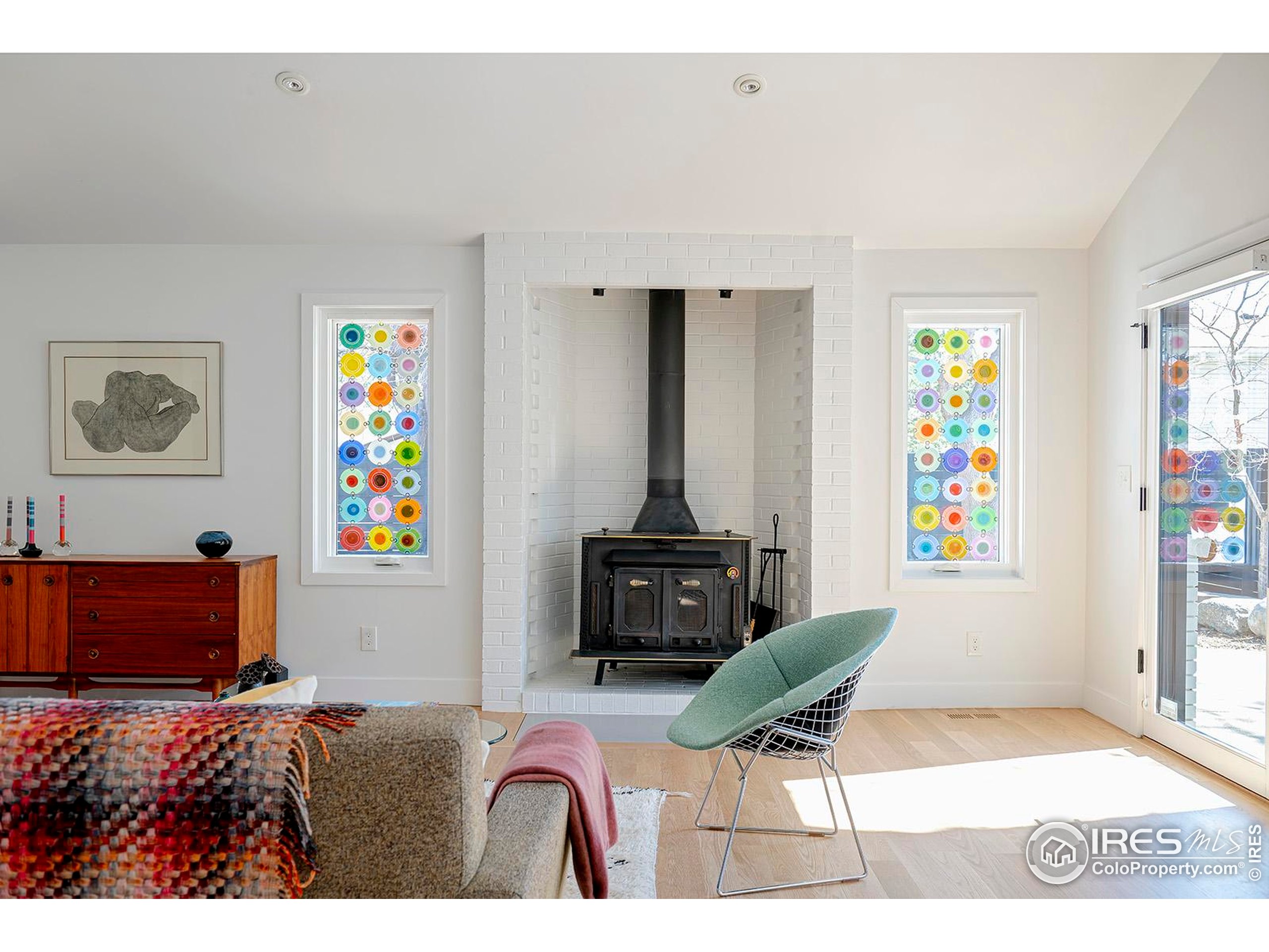 1707 Grape Avenue Boulder, CO 80304 - Photo 8 of 35 a living room with furniture and a couch