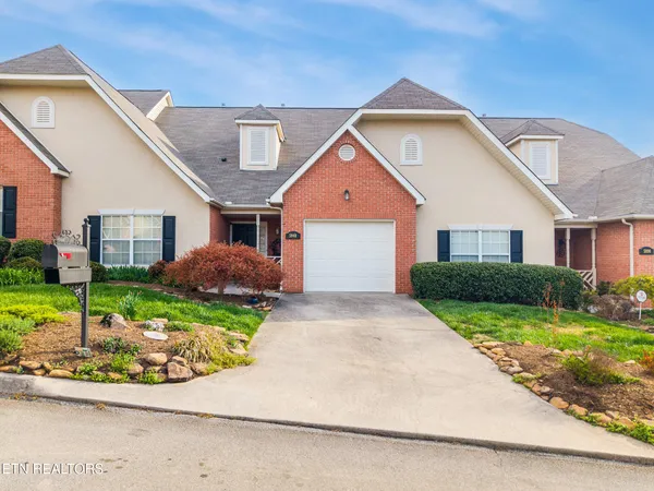 $345,000 | 5940 Round Hill Lane, Knoxville, TN 37912