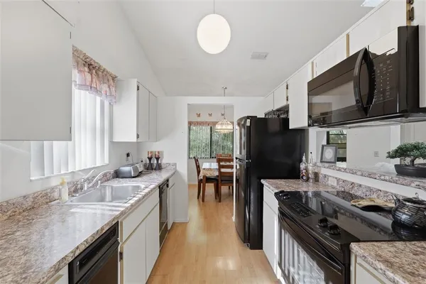 $139,000 | 9484 Nakoma Way, Unit 9484, Weeki Wachee, FL 34613