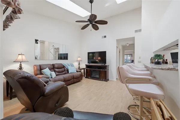 $139,000 | 9484 Nakoma Way, Unit 9484, Weeki Wachee, FL 34613