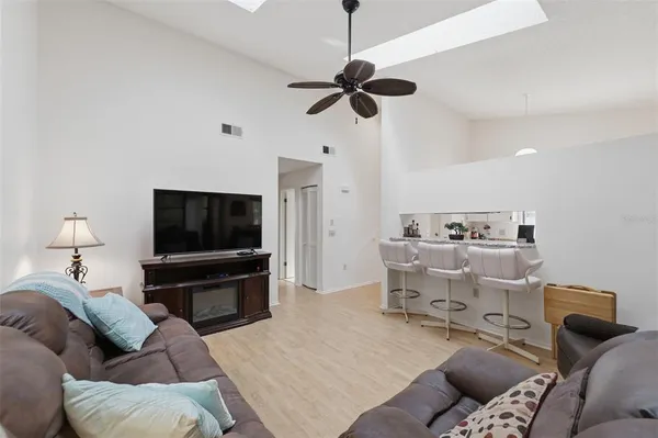 $139,000 | 9484 Nakoma Way, Unit 9484, Weeki Wachee, FL 34613