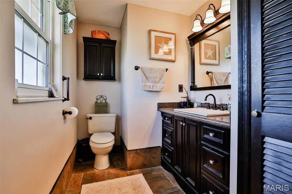 1625 Fosterburg Road Brighton, IL 62012 - Photo 25 of 83