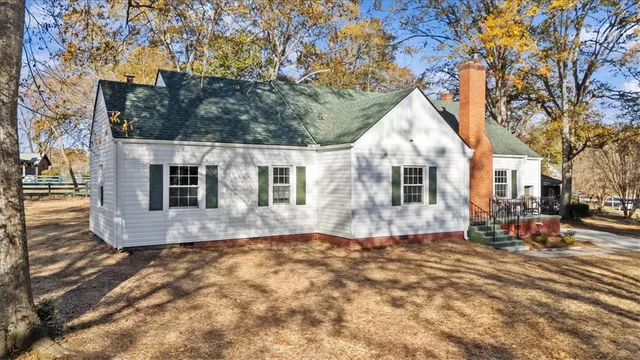 $320,000 | 205 Walhalla Street, Westminster, SC 29693