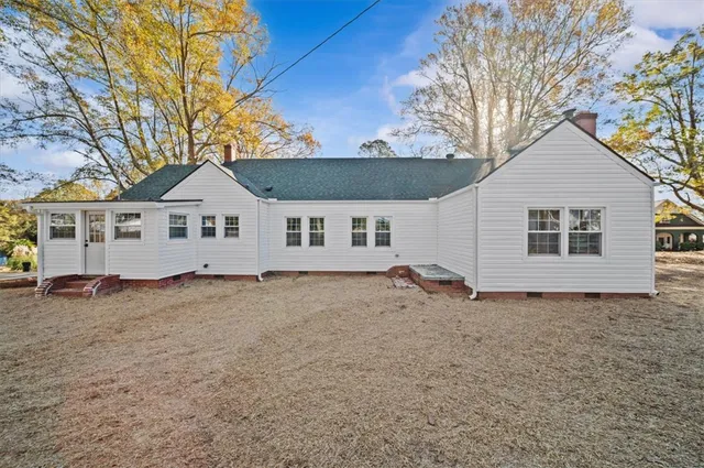 $320,000 | 205 Walhalla Street, Westminster, SC 29693