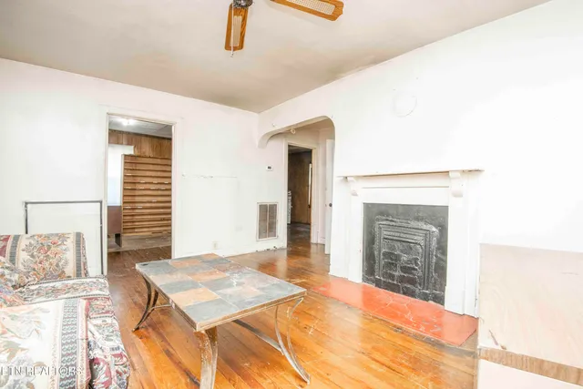 $159,000 | 705 West Inskip Drive, Knoxville, TN 37912