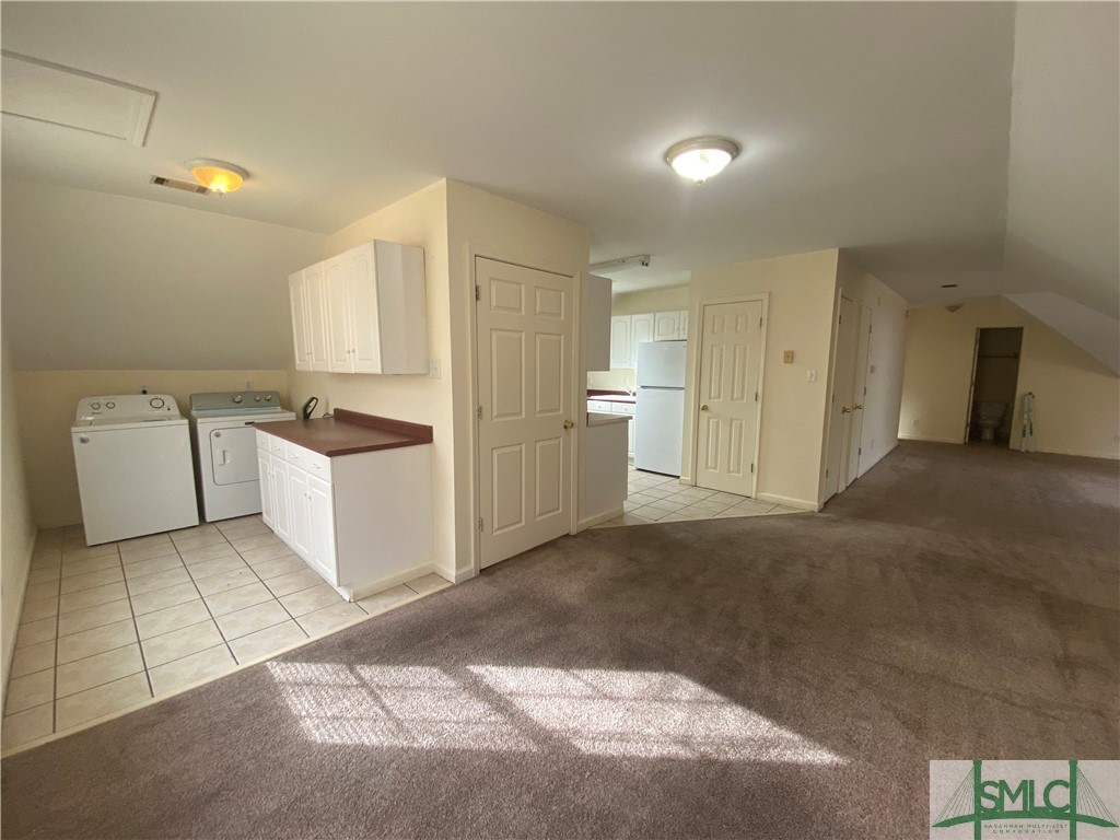 1315 B Bonaventure Road, Unit B UPSTAIRS Savannah, GA 31404 - Photo 4 of 26 Dining area, full laundry Room