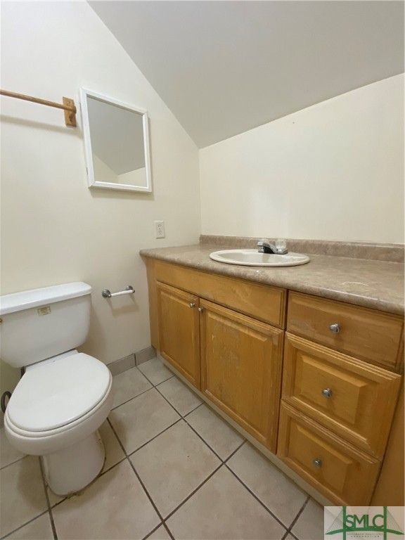 1315 B Bonaventure Road, Unit B UPSTAIRS Savannah, GA 31404 - Photo 9 of 26 Full Bath