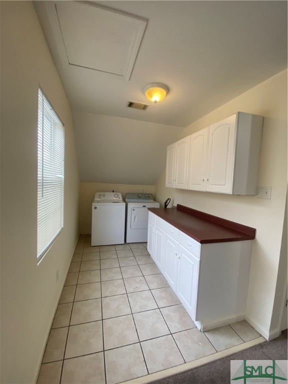 1315 B Bonaventure Road, Unit B UPSTAIRS Savannah, GA 31404 - Photo 10 of 26 Laundry Room