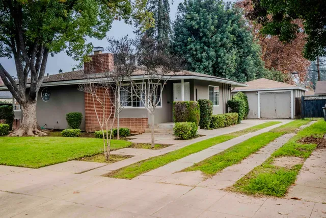 $359,999 | 2426 North Adoline Avenue, Fresno, CA 93705
