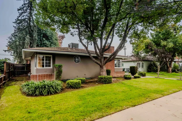$359,999 | 2426 North Adoline Avenue, Fresno, CA 93705
