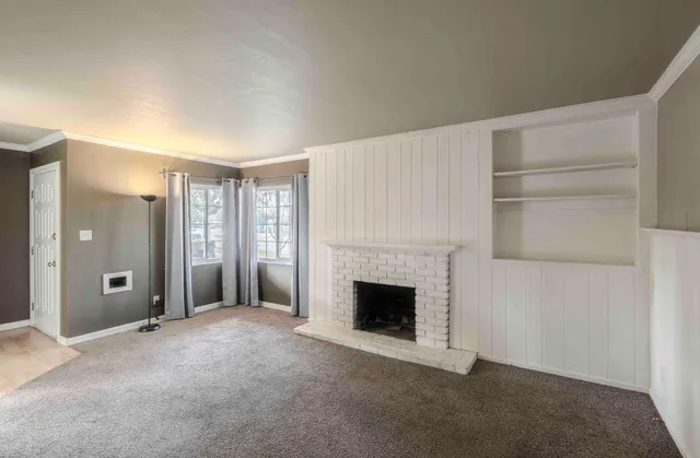 $359,999 | 2426 North Adoline Avenue, Fresno, CA 93705