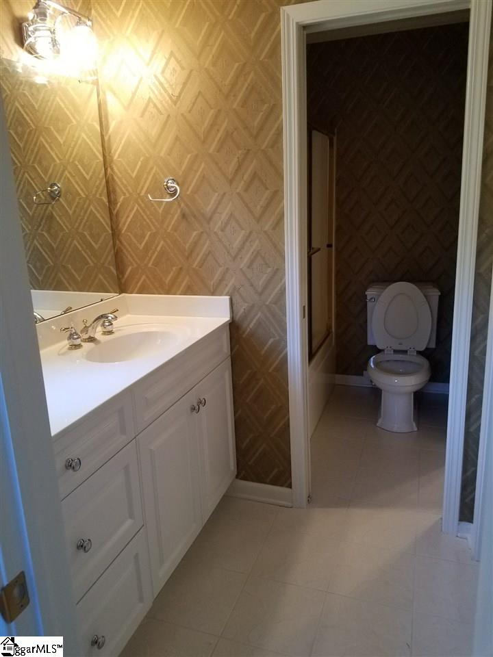 200 Powers Garden Road Simpsonville, SC 29681 - Photo 18 of 32 Gallery Image 18