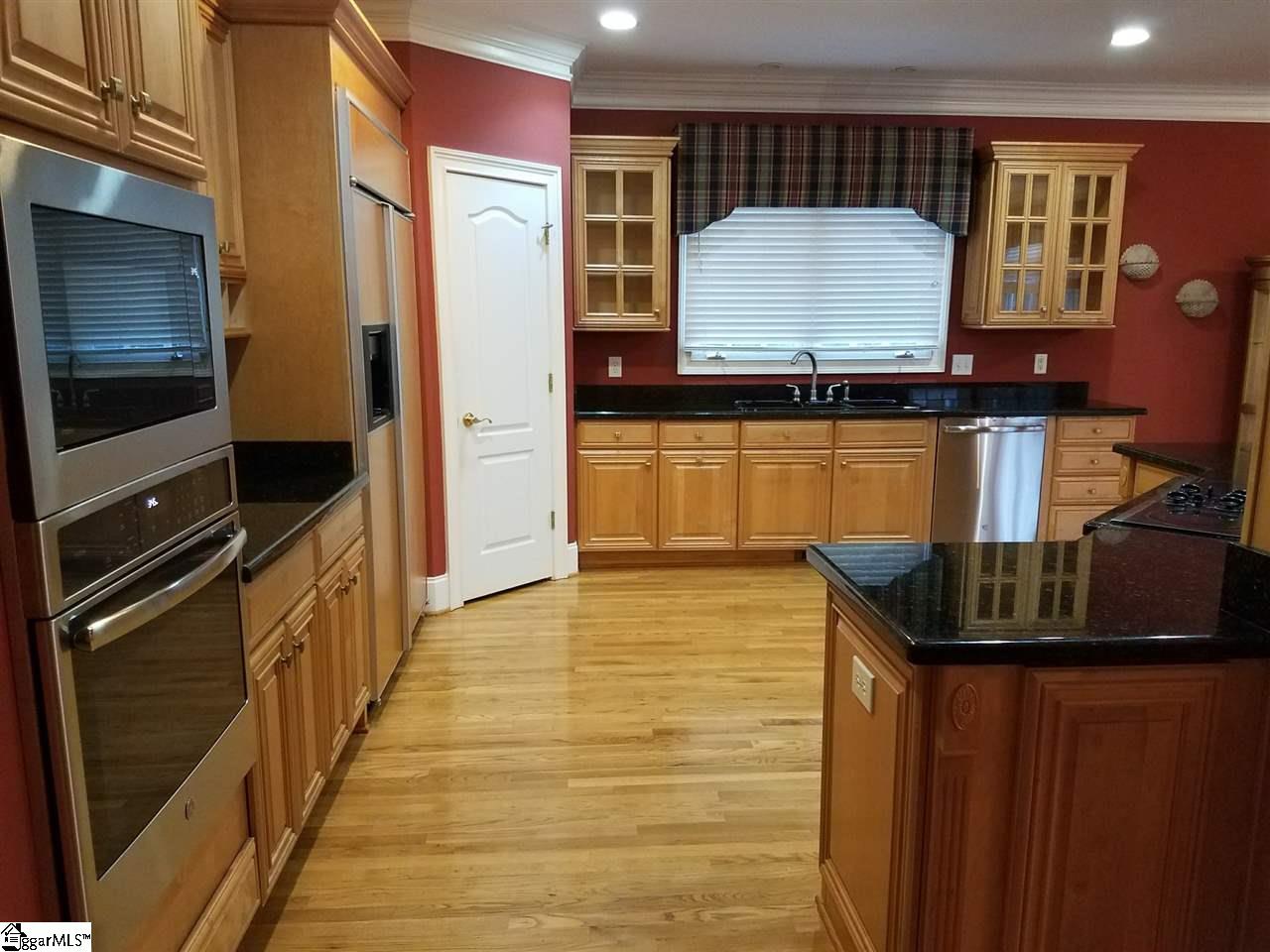 200 Powers Garden Road Simpsonville, SC 29681 - Photo 7 of 32 Gallery Image 7