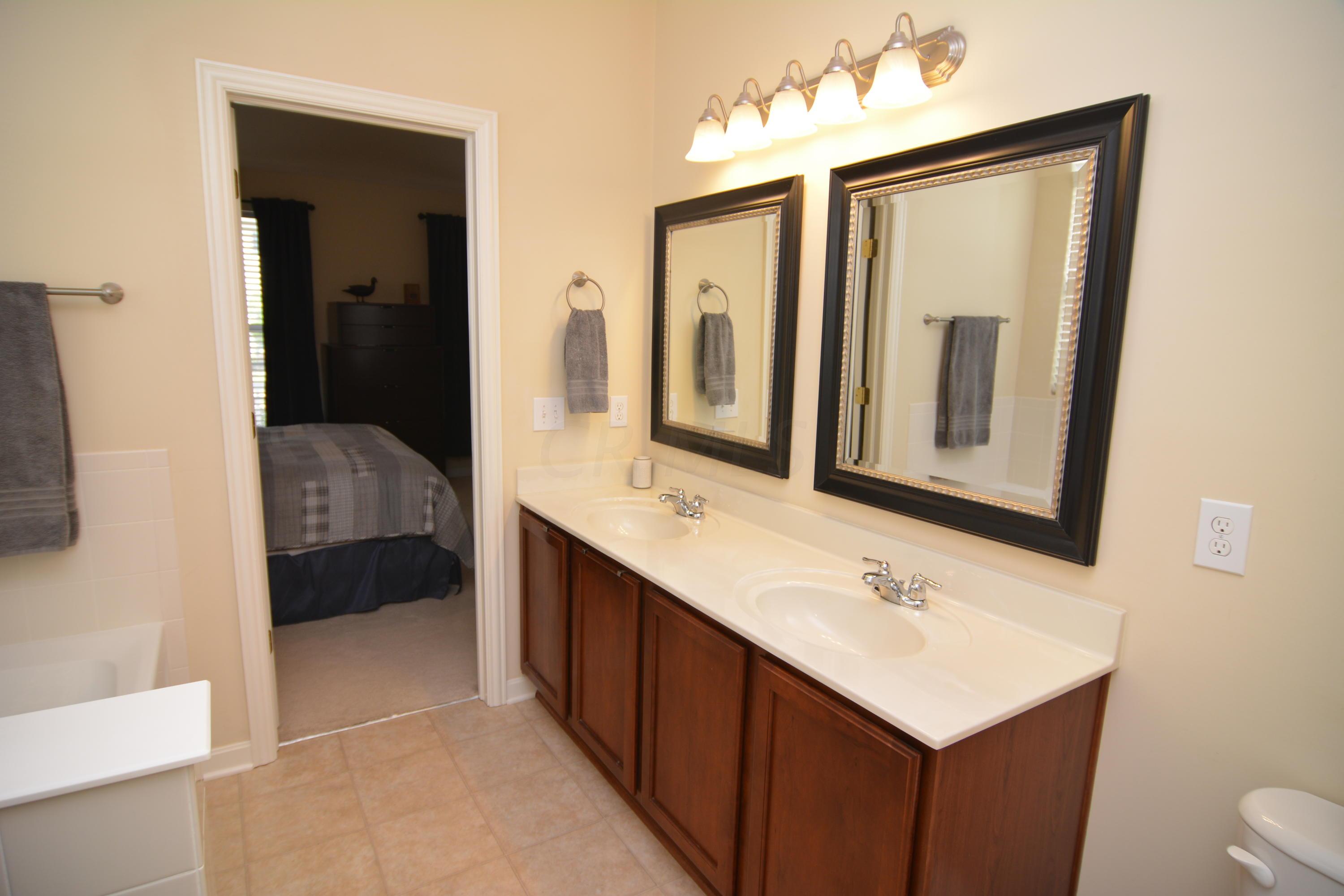 5867 McInnis Road Dublin, OH 43016 - Photo 27 of 45 Gallery Image 27