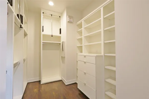 $4,800 | 2505 Richton Street, Houston, TX 77098