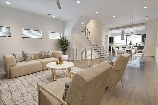 $4,800 | 2505 Richton Street, Houston, TX 77098