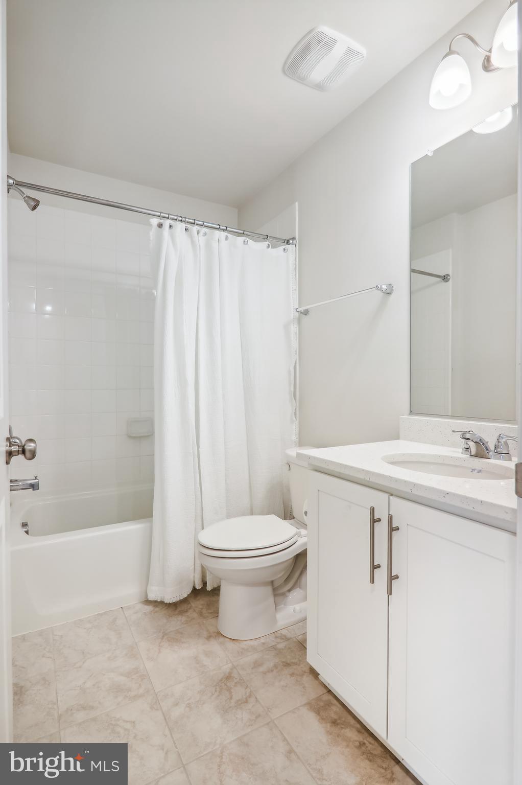 9826 Ruby Lockhart Boulevard Bowie, MD 20721 - Photo 16 of 43 Third Floor Bathroom