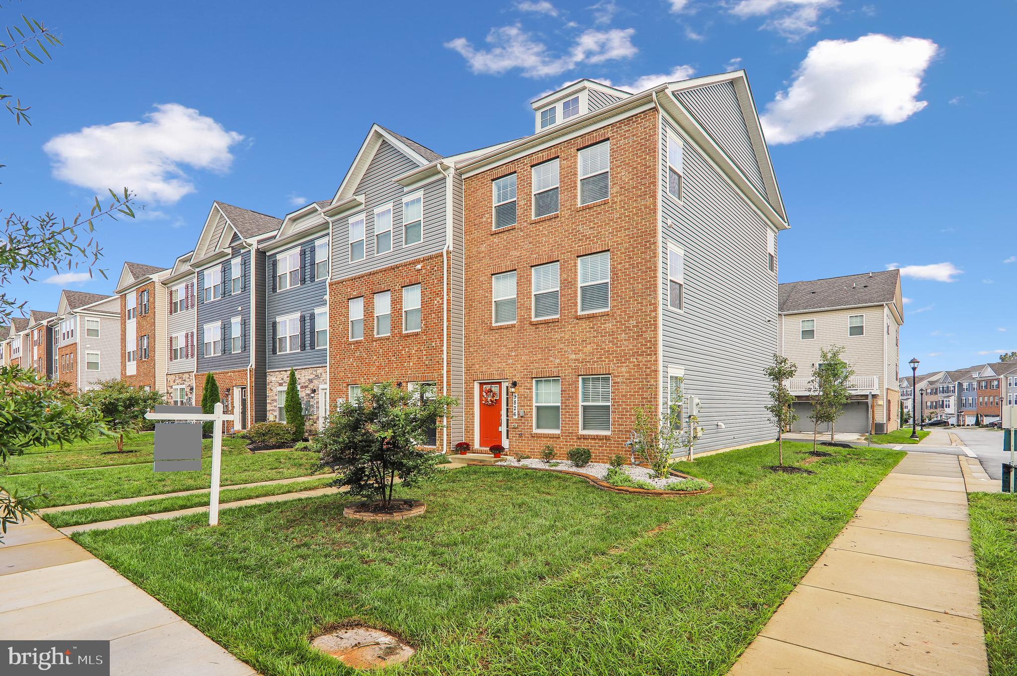 9826 Ruby Lockhart Boulevard Bowie, MD 20721 - Photo 20 of 43 Side of End Unit Townhome