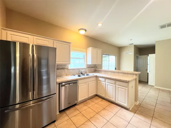 $2,450 | 12416 Beartrap Lane, Austin, TX 78729