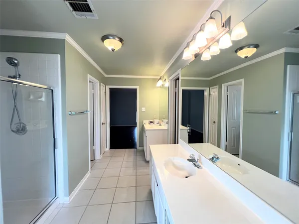 $2,450 | 12416 Beartrap Lane, Austin, TX 78729