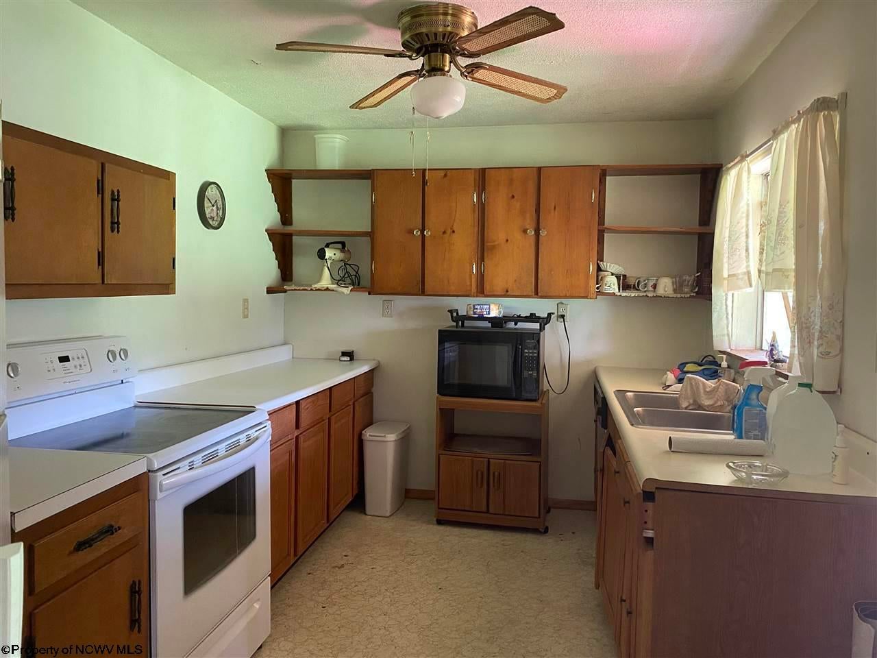 329 Tacy Road Philippi, WV 26416 - Photo 9 of 21 Gallery Image 9