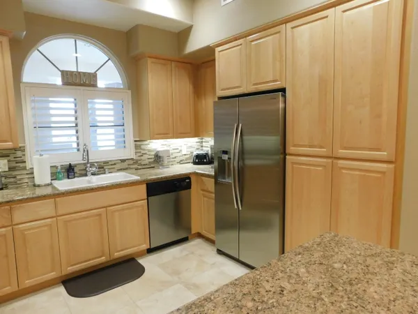 $3,900 | 1803 Via San Martino, Palm Desert, CA 92260