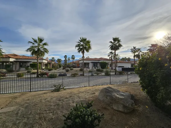 $3,900 | 1803 Via San Martino, Palm Desert, CA 92260