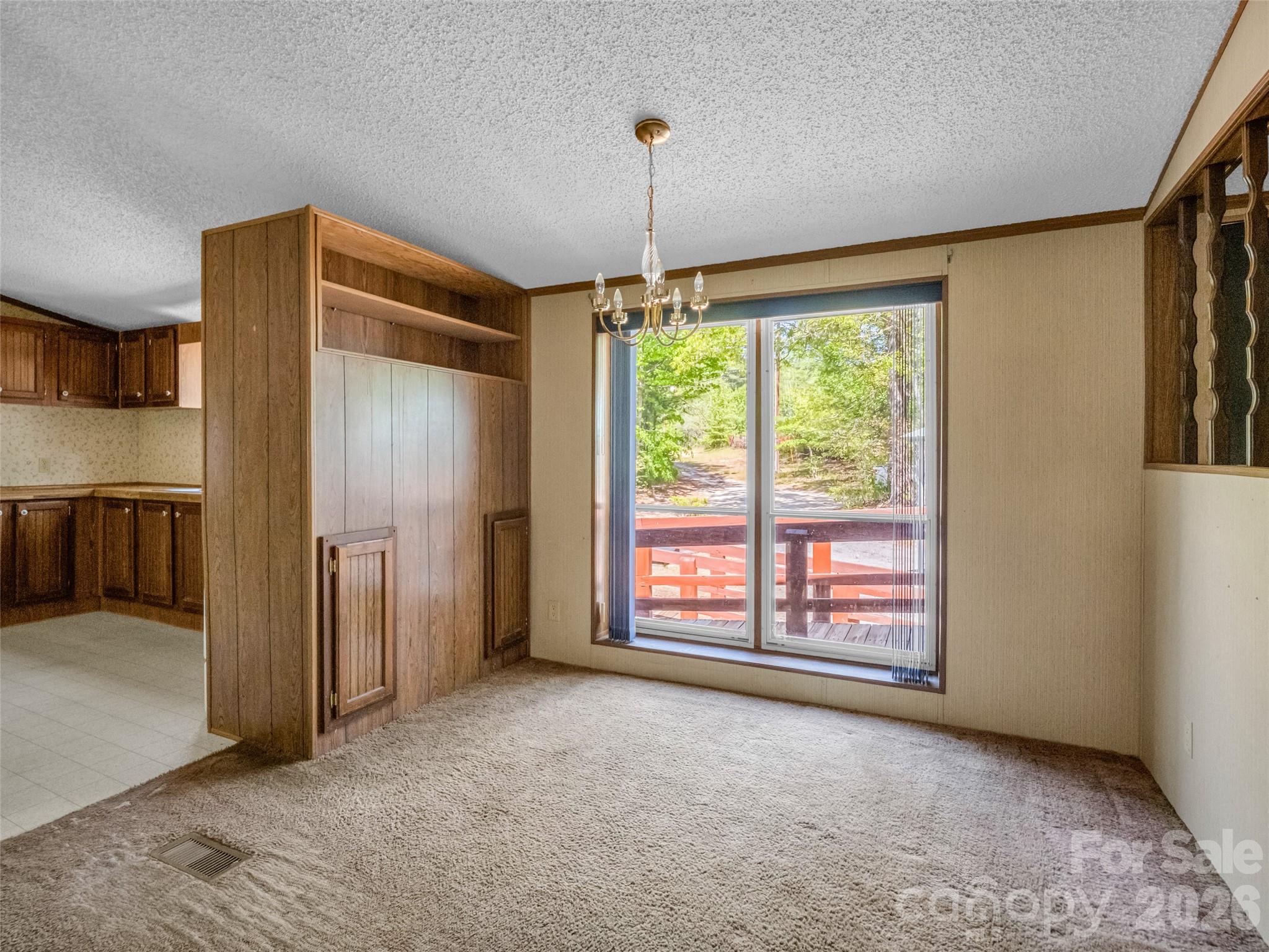 203 Rogat Road Hendersonville, NC 28792 - Photo 10 of 31 Gallery Image 10