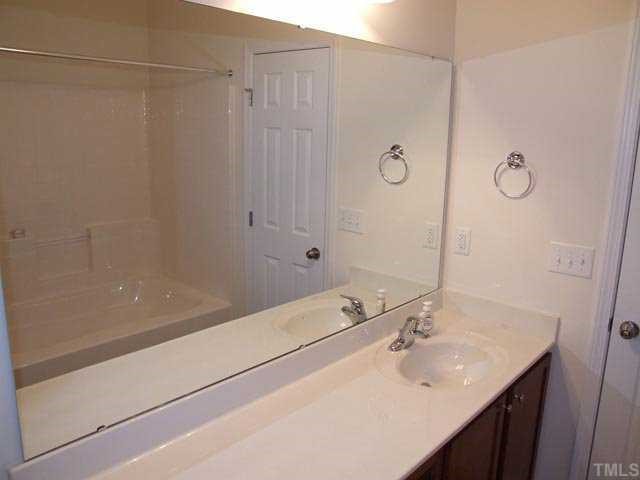2557 Spring Oaks Way Raleigh, NC 27614 - Photo 7 of 12 Gallery Image 7